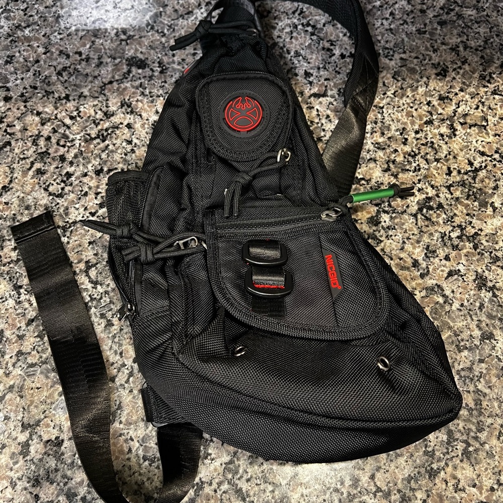 NICGID ONE STRAP BAG